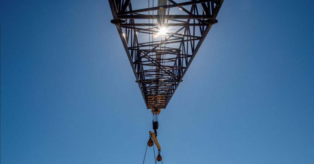 Image of Demolition Cranes & Wrecking Balls: Safe Rigging & Control.
